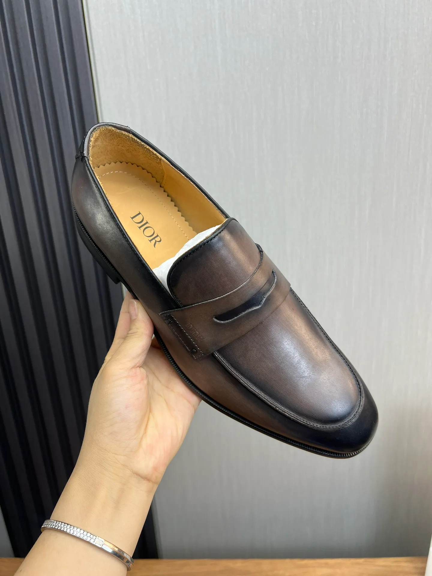 Men's men's shoes 💰540💰 Dior men's business casual leather shoes 👞all made of imported original brand leather, just to create a more comfortable wearing experience, upper: original cowhide ➕ imported cowhide lining, original non-slip and wear-resistant rubber outsole ✔️36-45 (45 non-returnable)